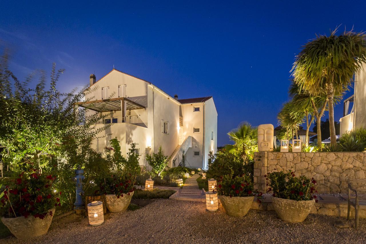 Galboka Residence نيغيزيني المظهر الخارجي الصورة